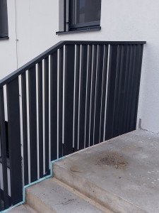 Stopniščna ograja - pokončne palice z ročajem - COMBO 6